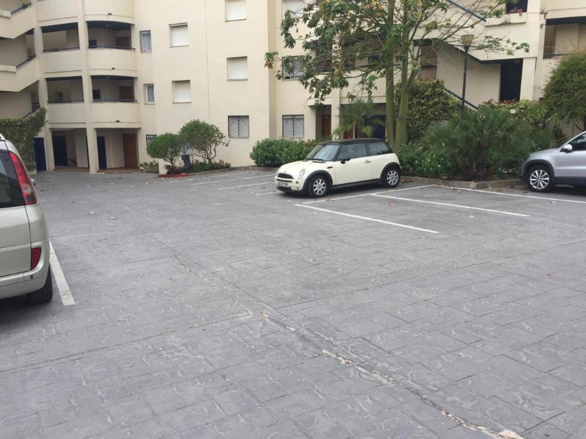 Ansa Beach Apartment - Cabopino, Marbella - Garden Level Экстерьер фото